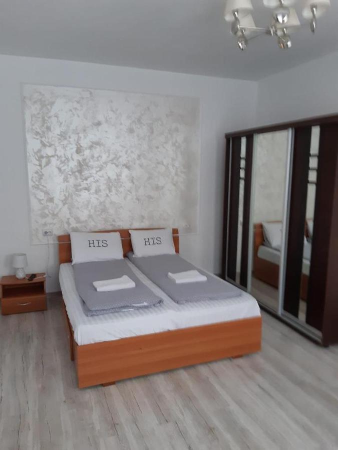 Modern Apartament Central Old Town Брашов Экстерьер фото
